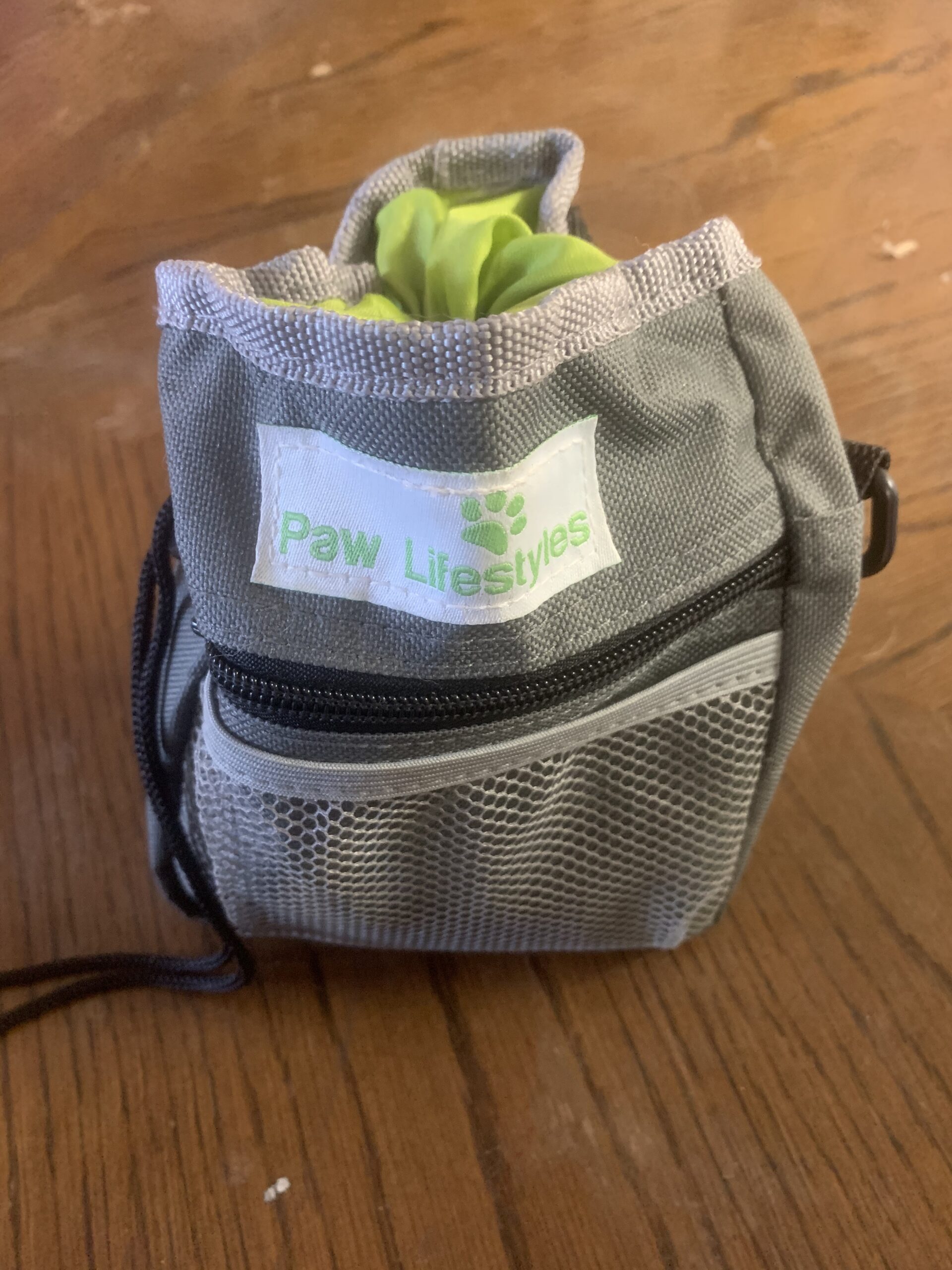 treat pouch with pockets